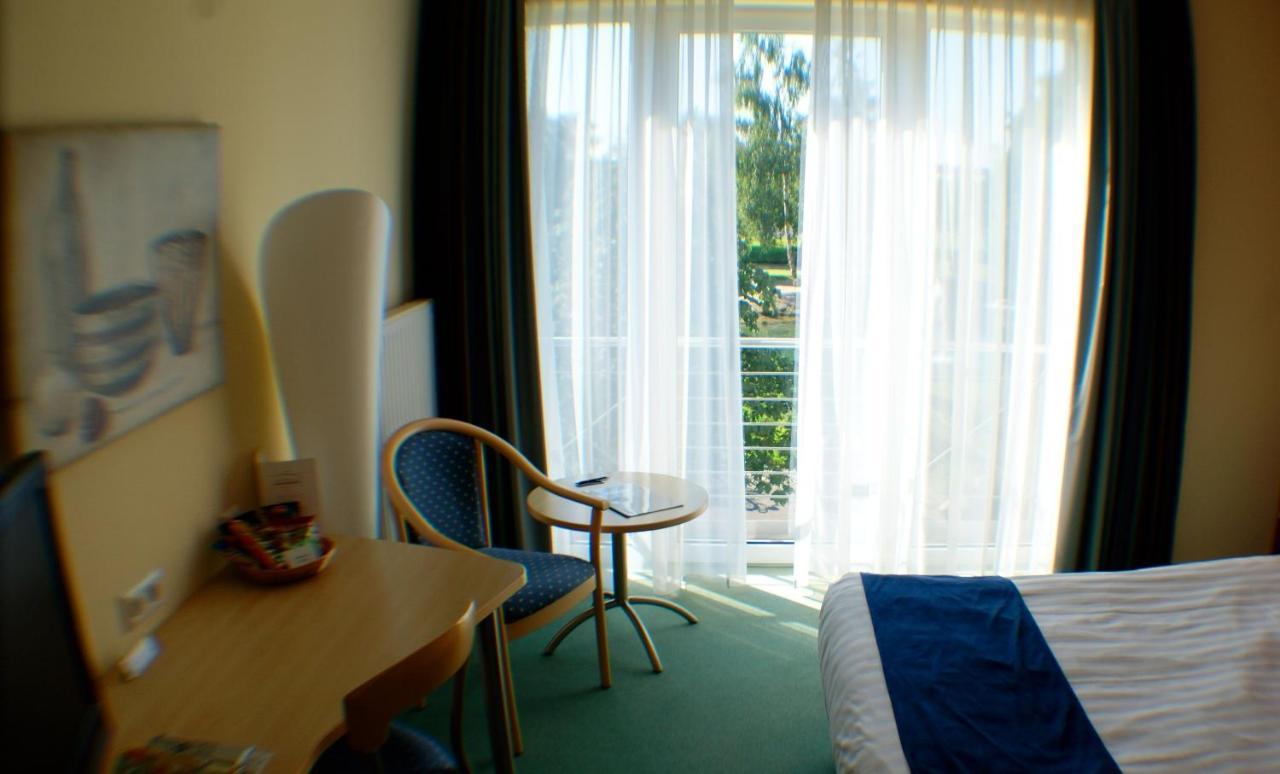 Hotel Sternzeit  Wegberg Buitenkant foto